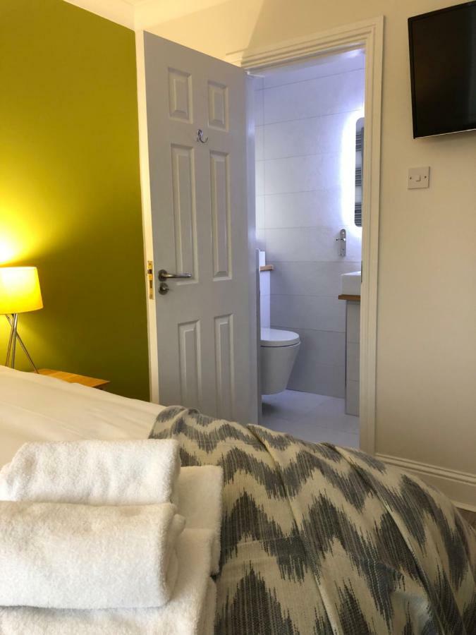 ゴールウェイ Amber Heights Bed & Breakfast エクステリア 写真